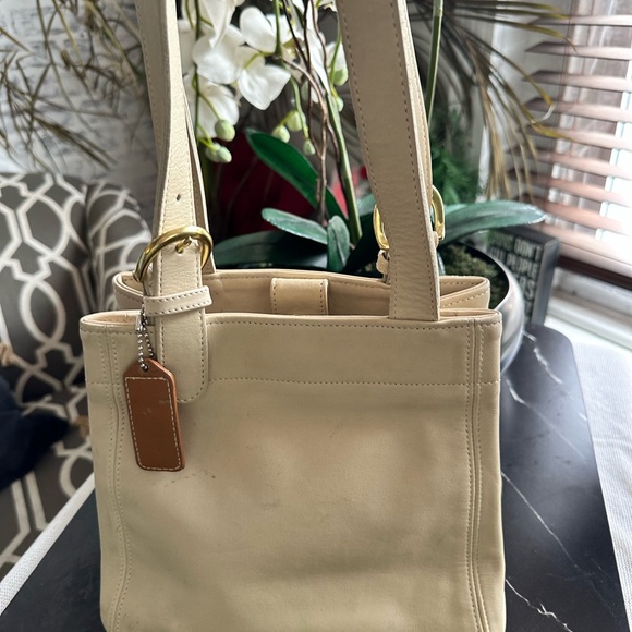 Vintage Coach Green light tan Soho Lightweight Buckle Bag #4157 - Picture 2 of 15